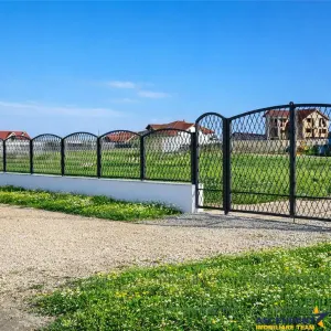 800mp teren intravilan, ingradit, cu facilitati, Bod, Brasov - Brasov