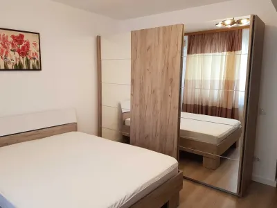 Conest Grand Residence | Apartament Decomandat + Parcare | Mobilat Complet - foto 3