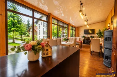Sectiunea Distinct! Imobiliar& Transfer Business in inima statiunii Poiana Brasov, Romania - Brasov