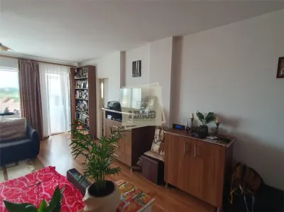 Garsoniera spatioasa etaj 1 cu balcon  Strand 2 - foto 3