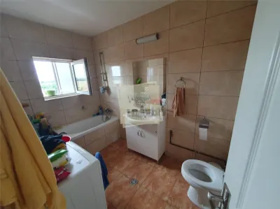 Garsoniera spatioasa etaj 1 cu balcon  Strand 2 - foto 4