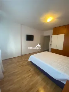 Apartament 3 camere Calea Vacaresti/ Pridvorului - foto 3