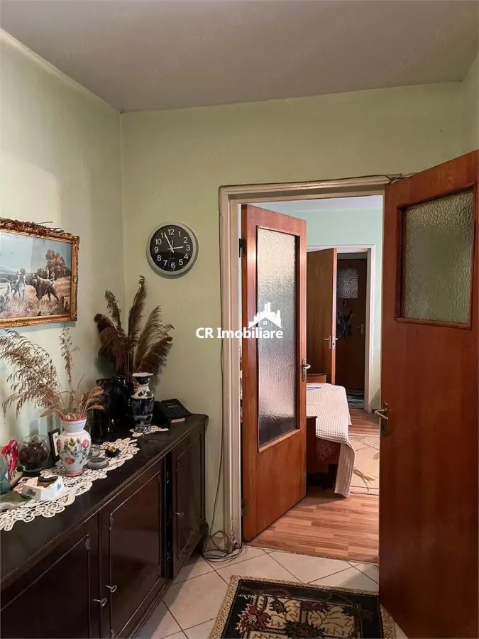 Apartament 3 camere Izvorul Muresului - foto 3