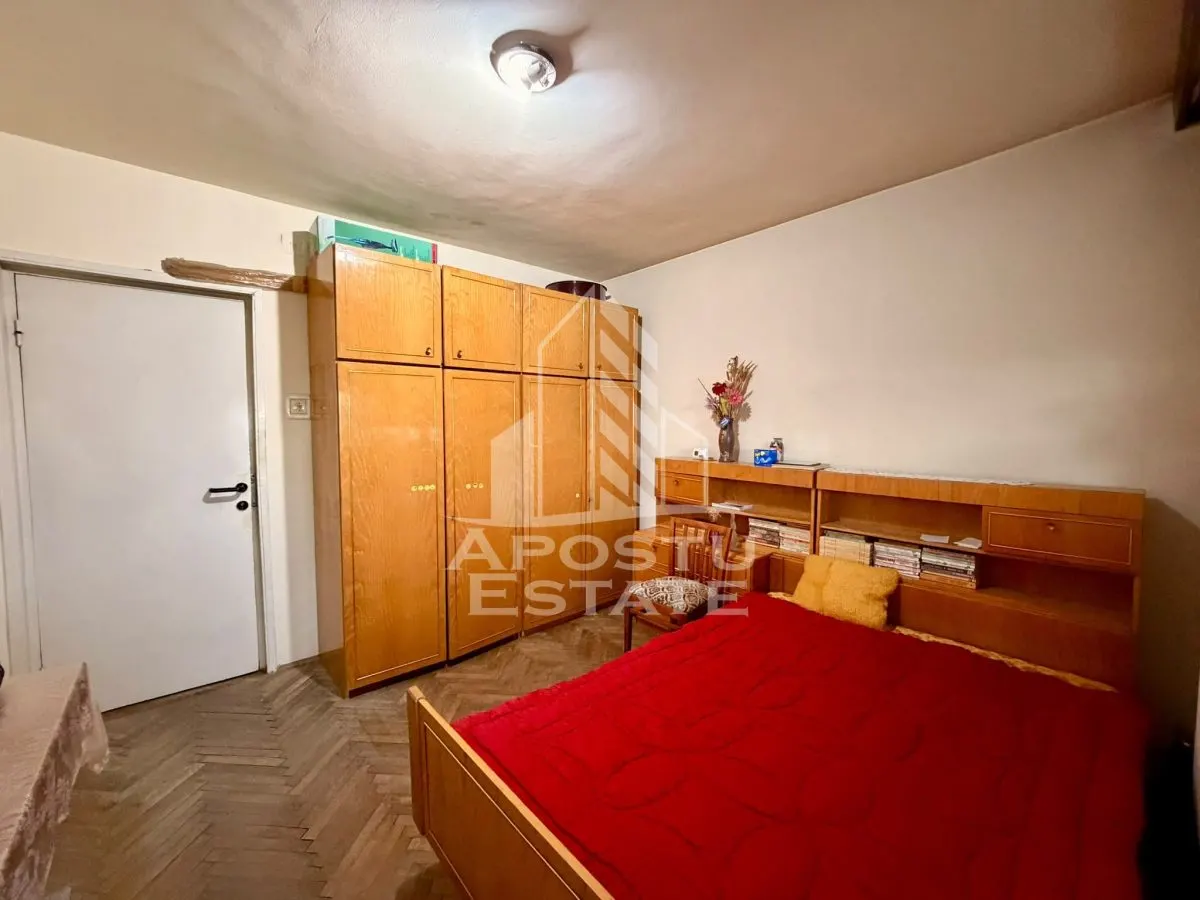 Apartament cu 2 camere de vanzare, zona Circumvalatiunii, Timisoara - foto 2