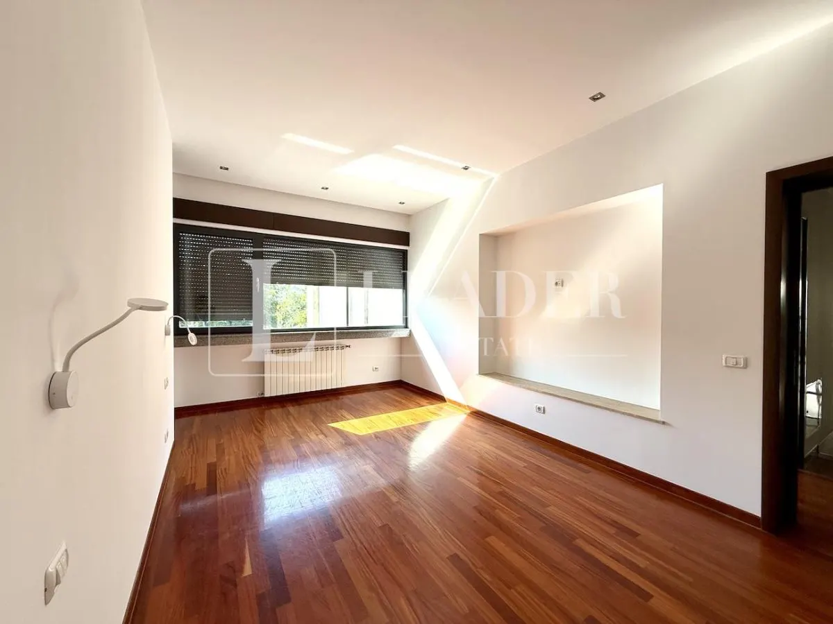 Apartament 4 Camere | Zona Dorobanti | Partial mobilat | Terasa - foto 13