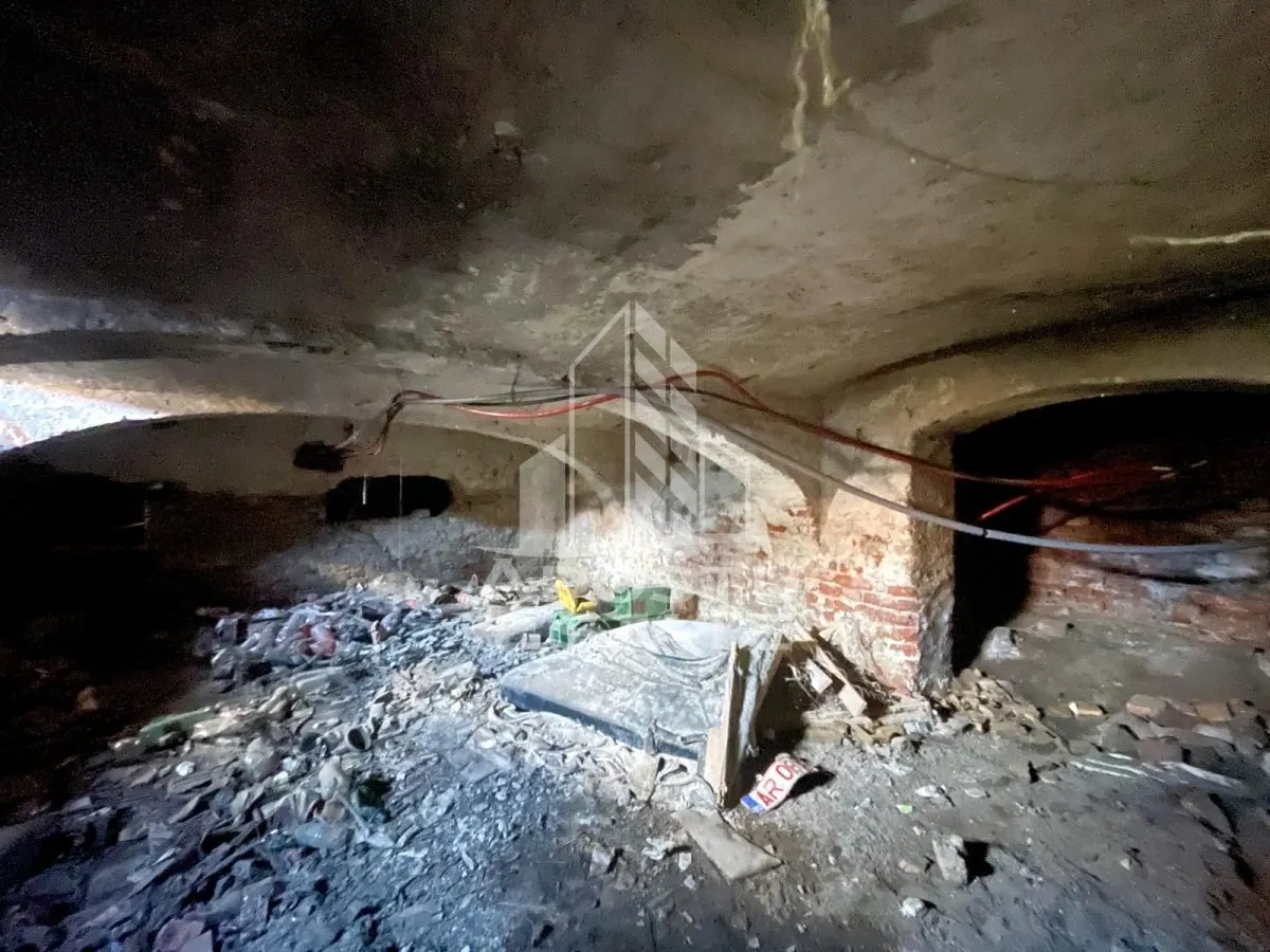 Apartament decomandat, 2 camere curte comuna - Zona Piata Sarbeasca - foto 14