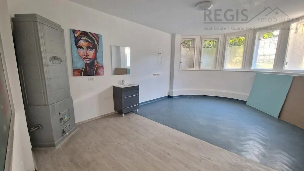 Spatiu de inchiriat in centrul Brasovului | Cabinete, birouri, servicii - foto 1