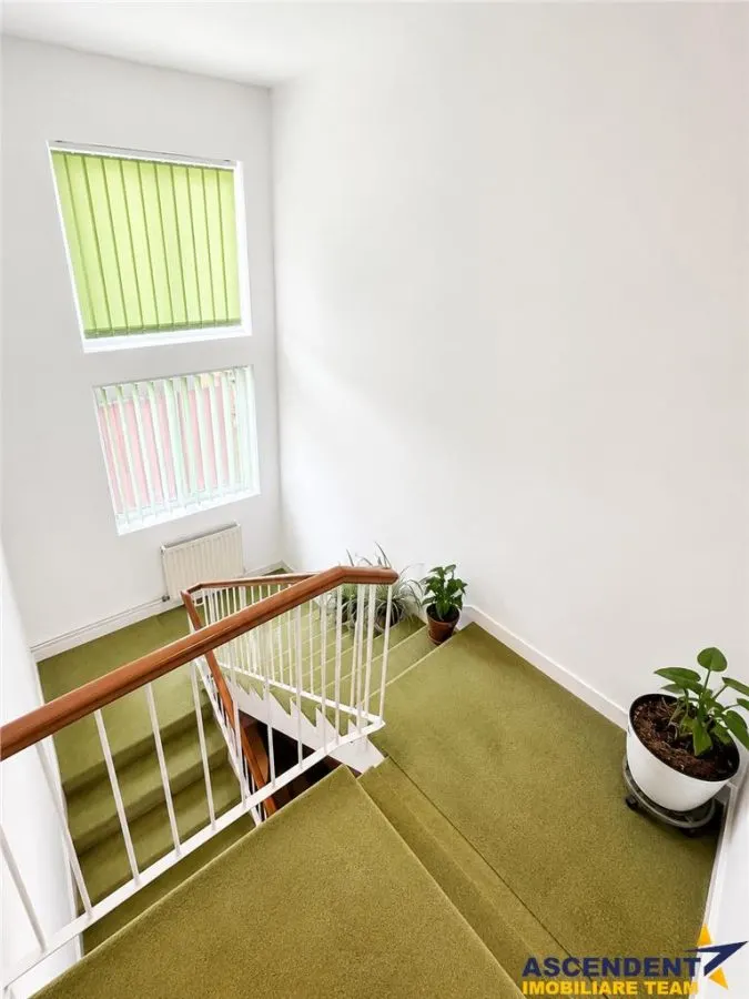 Casa individuala cu 5 camere, garaj, pivnita si curte proprie, Sangeorgiu de Mures - foto 10
