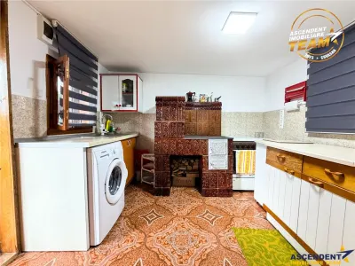Casa cu teren generos de 1.315 mp, bucatarie de vara complet renovata si acces din doua strazi â€“ Cernat, jud. Covasna - foto 12