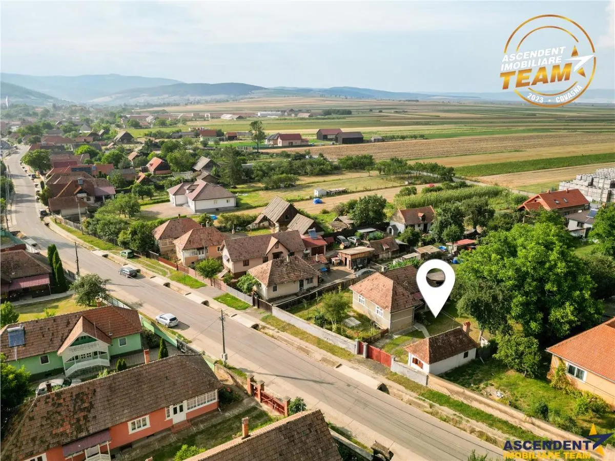 Casa cu teren generos de 1.315 mp, bucatarie de vara complet renovata si acces din doua strazi â€“ Cernat, jud. Covasna - foto 19