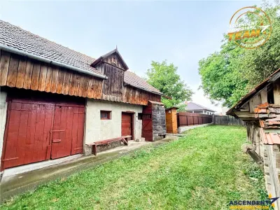 Casa cu teren generos de 1.315 mp, bucatarie de vara complet renovata si acces din doua strazi â€“ Cernat, jud. Covasna - foto 23