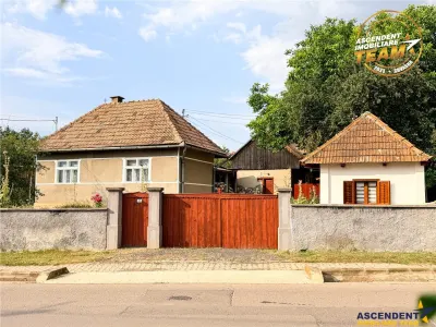 Casa cu teren generos de 1.315 mp, bucatarie de vara complet renovata si acces din doua strazi â€“ Cernat, jud. Covasna - foto 9