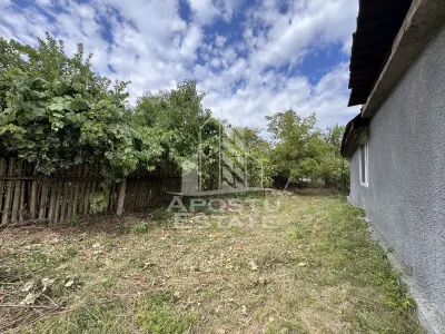Casa batraneasca cu 3 camere si teren de 841mp, in Racastie, Hunedoara - foto 6