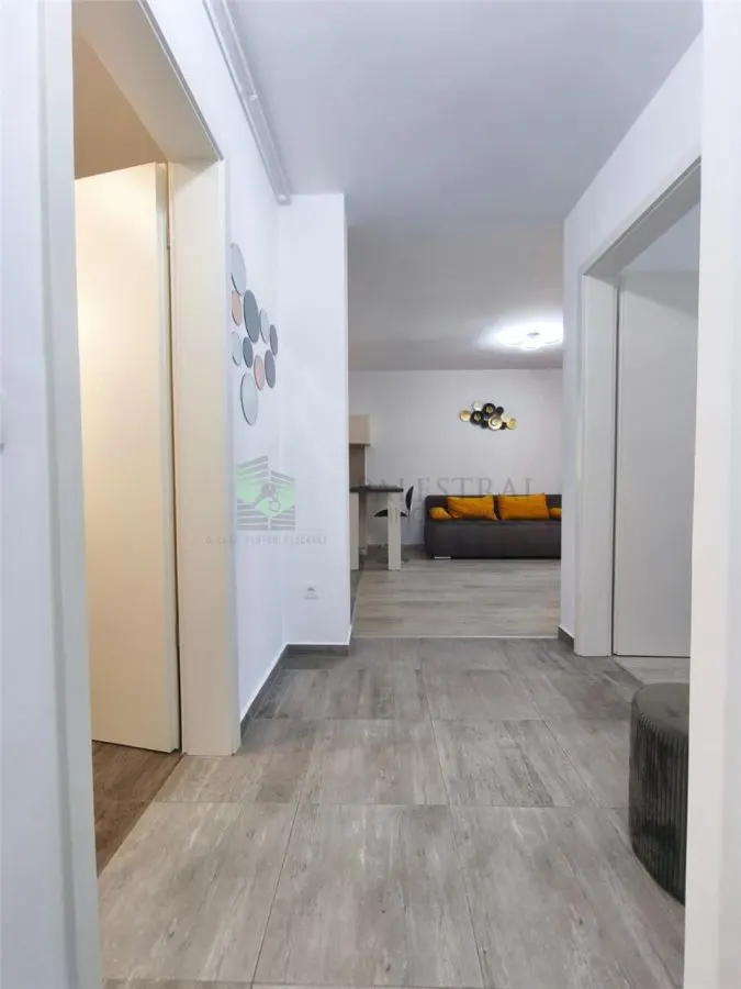 Studio Kasper Coresi mobilat-utilat,parcare,159000 Euro - foto 11