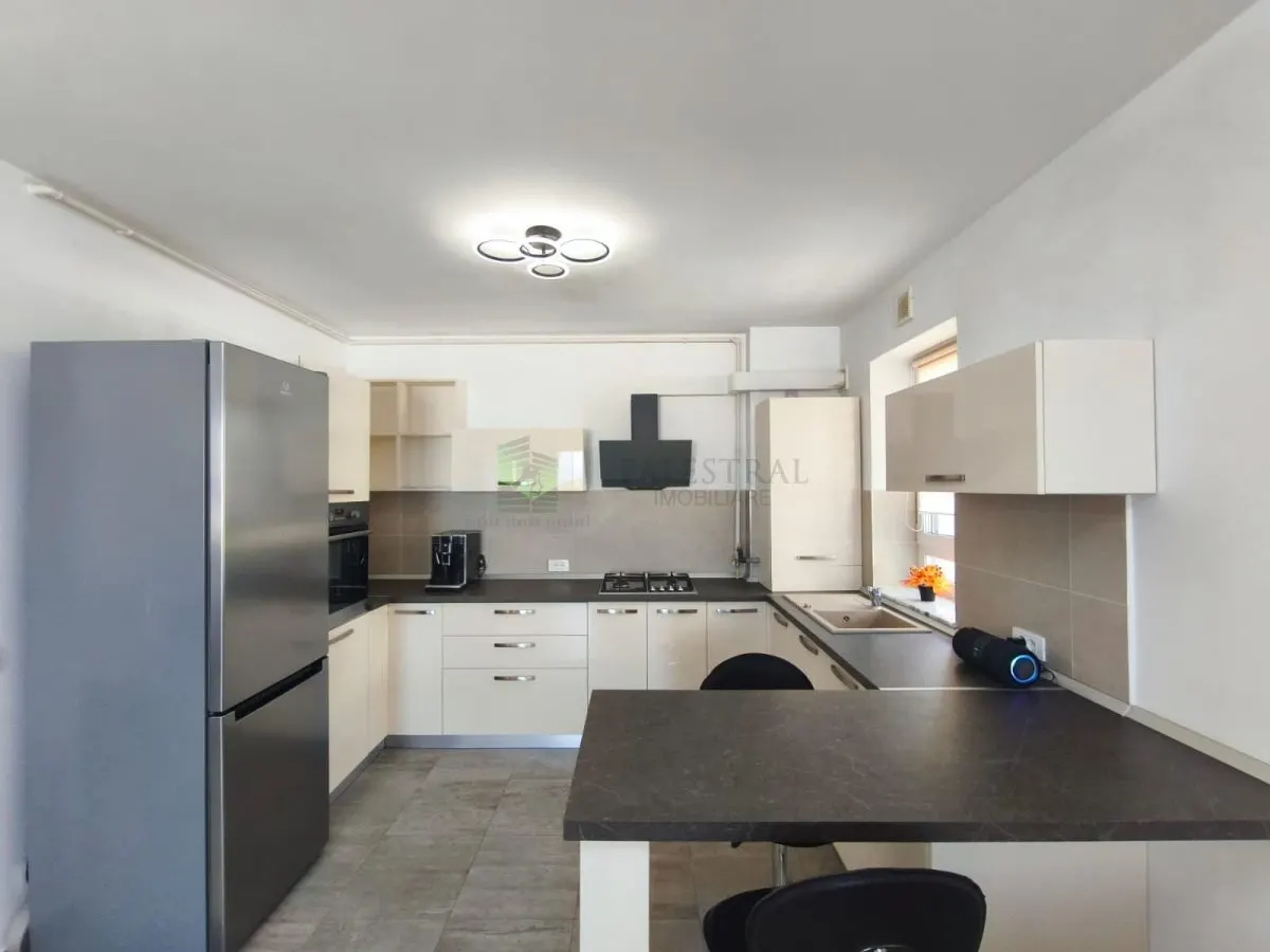 Studio Kasper Coresi mobilat-utilat,parcare,159000 Euro - foto 10
