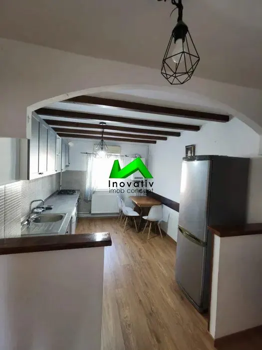 Apartament de inchiriat 3 camere Sibiu Turnisor - foto 2