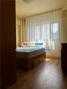 Apartament 4 camere decomandat bloc stradal Sebastian - foto 3