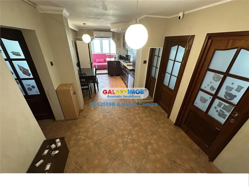 Apartament 4 camere pentru inchiriat zona Rahova - foto 2