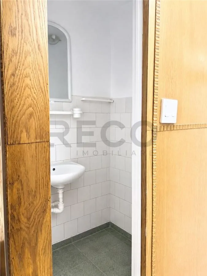 RECO Apartament spatios cu 3 camere - zona Decebal - foto 6