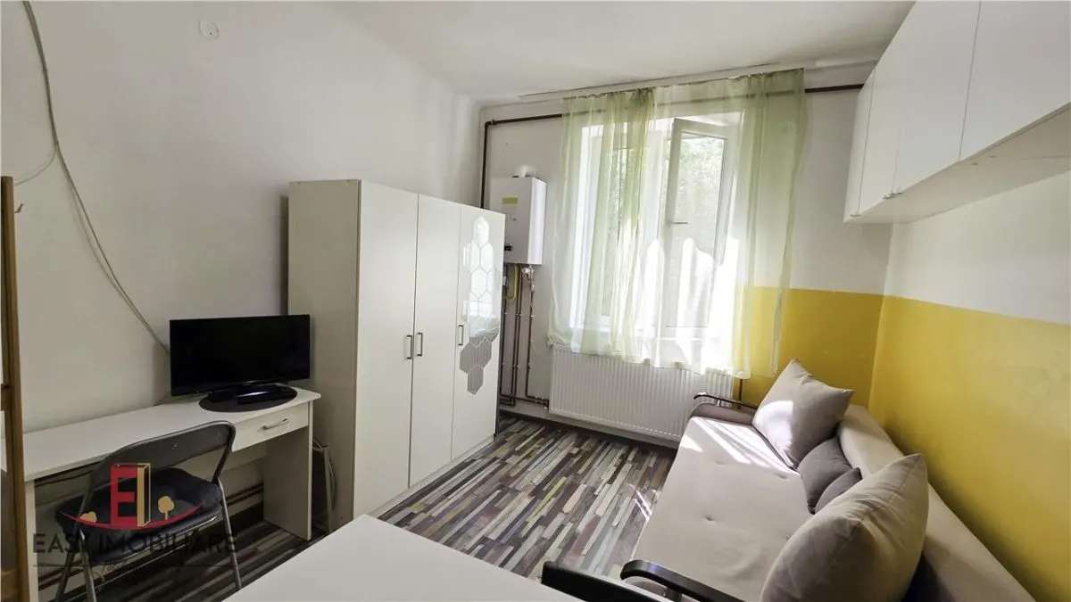 Garsonera la etaj 1, Semicentral, gata amenajata, ideal pentru investitii - foto 1