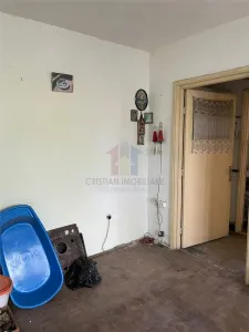 Ap.2 cam conf 1, Calea Galati, 54 mp, Liber - foto 5