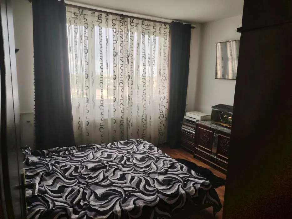 Apartament 2 camere etaj intermediar zona Astra - foto 5