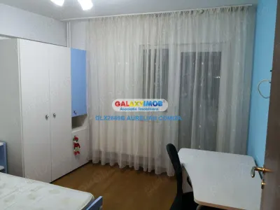 Apartament 3 camere decomandat Ghencea/parcare/2bai/2 balcoane - foto 2