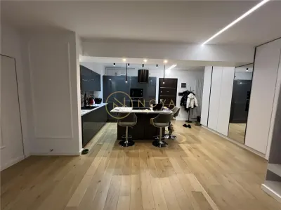 Vanzare apartament cu 3 camere in zona Aviatiei metrou Pipera mobilat - Bucuresti