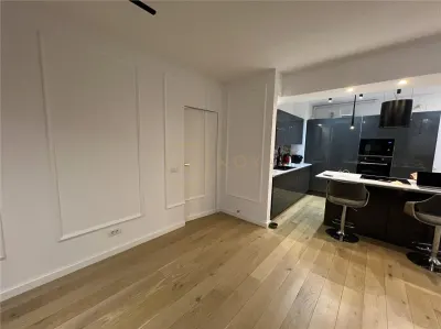 Vanzare apartament cu 3 camere in zona Aviatiei metrou Pipera mobilat - foto 2