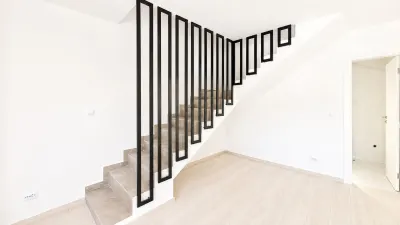 Capat CUG Vila moderna  4 camere 2 bai Lunca Cetatuii - foto 4