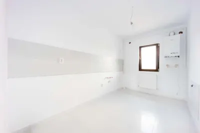 Capat CUG 3 camere D  curte 55 mp  intabulata Lunca Cetatuii - foto 9