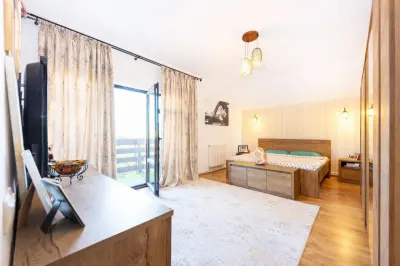 Vila single 4 camere  2 bai S =  193 mp + teren 500 mp Valea Lupului - foto 11
