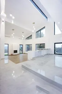 BARN HOUSE 4 camere  - deosebit Hlincea - Teren 1500 mp - beci - fire pit -  pomi pe rod - Iasi