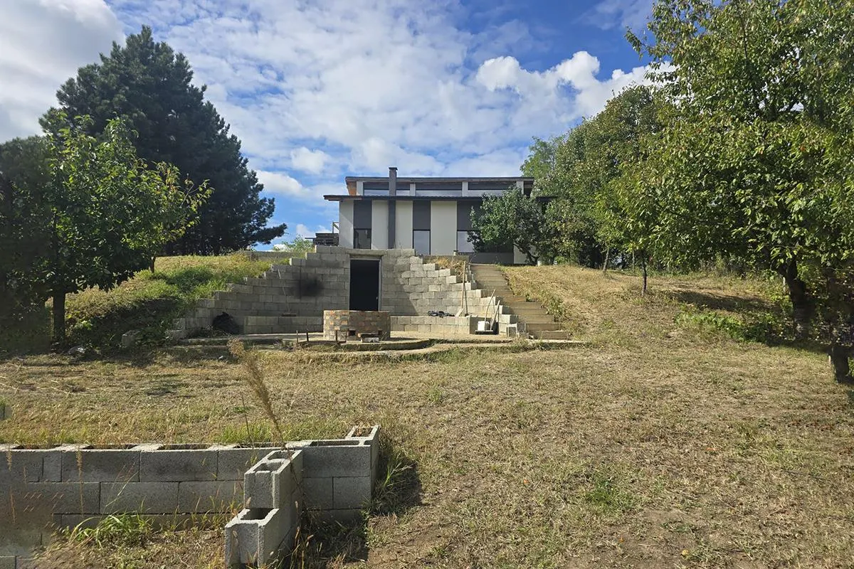 BARN HOUSE 4 camere  - deosebit Hlincea - Teren 1500 mp - beci - fire pit -  pomi pe rod - foto 21