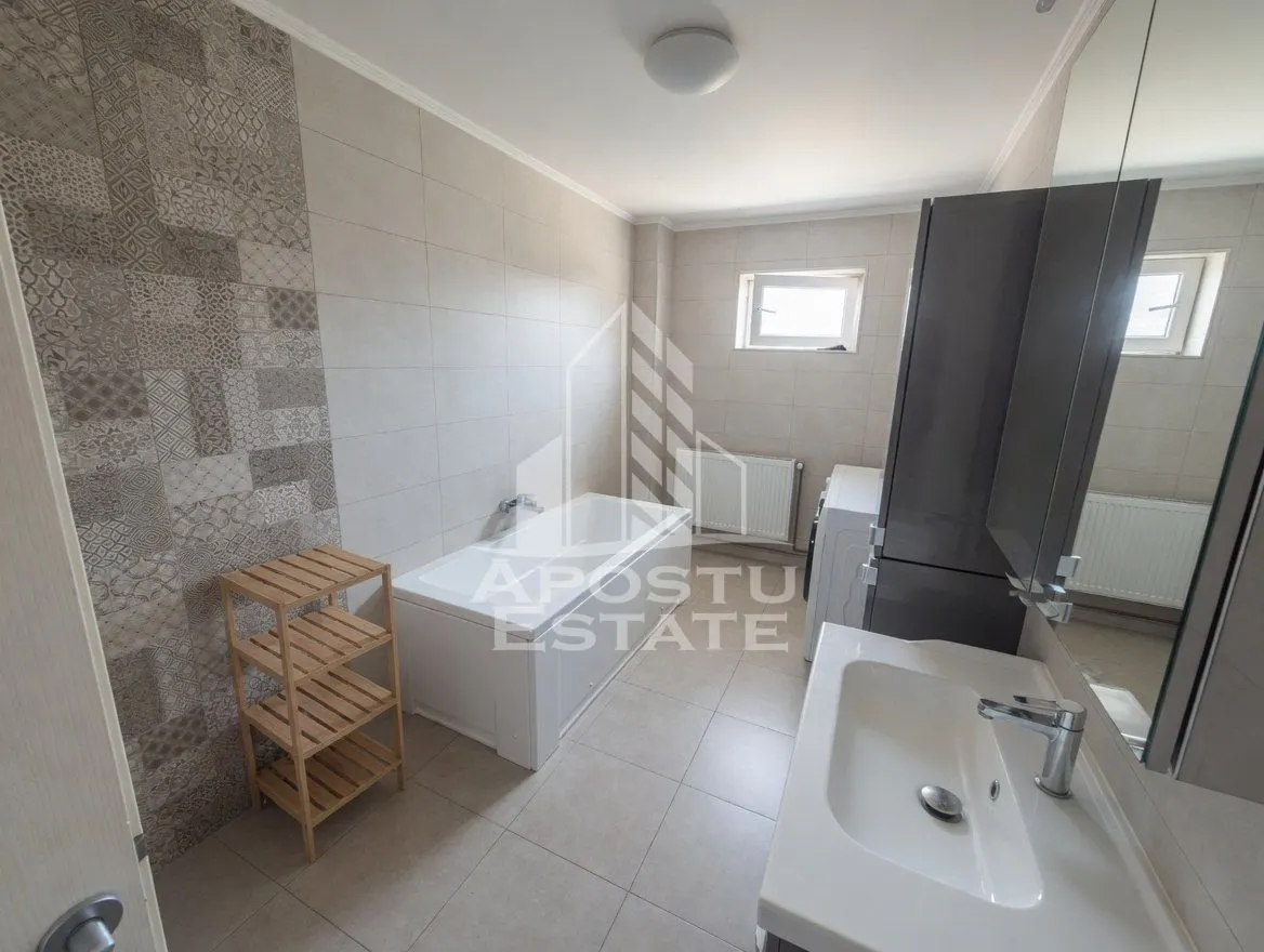 Apartament cu mansarda, 2 dormitoare, renovat, in Biled. - foto 3