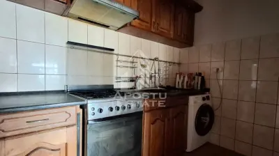 Casa Spatioasa cu Teren Generos in Vladimirescu - foto 17