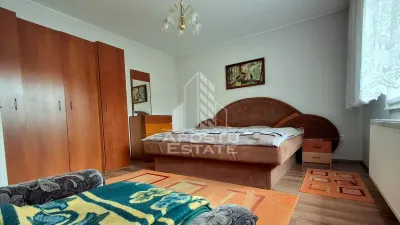 Casa Spatioasa cu Teren Generos in Vladimirescu - foto 3