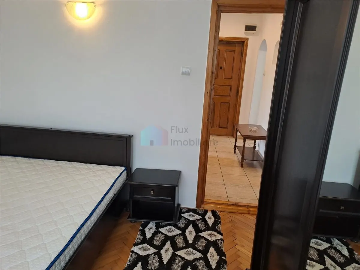 Apartament 2 camere decomandate Centru - foto 7
