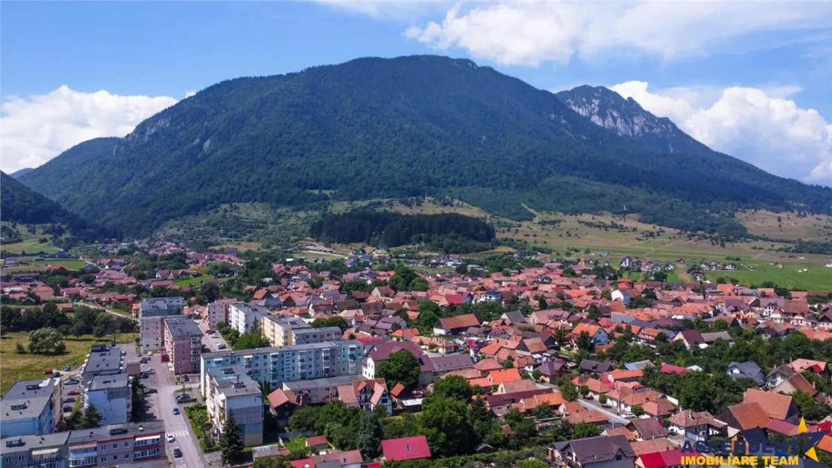Apartament decomandat, vedere frumoasa, etaj2, Zarnesti, Brasov - foto 13