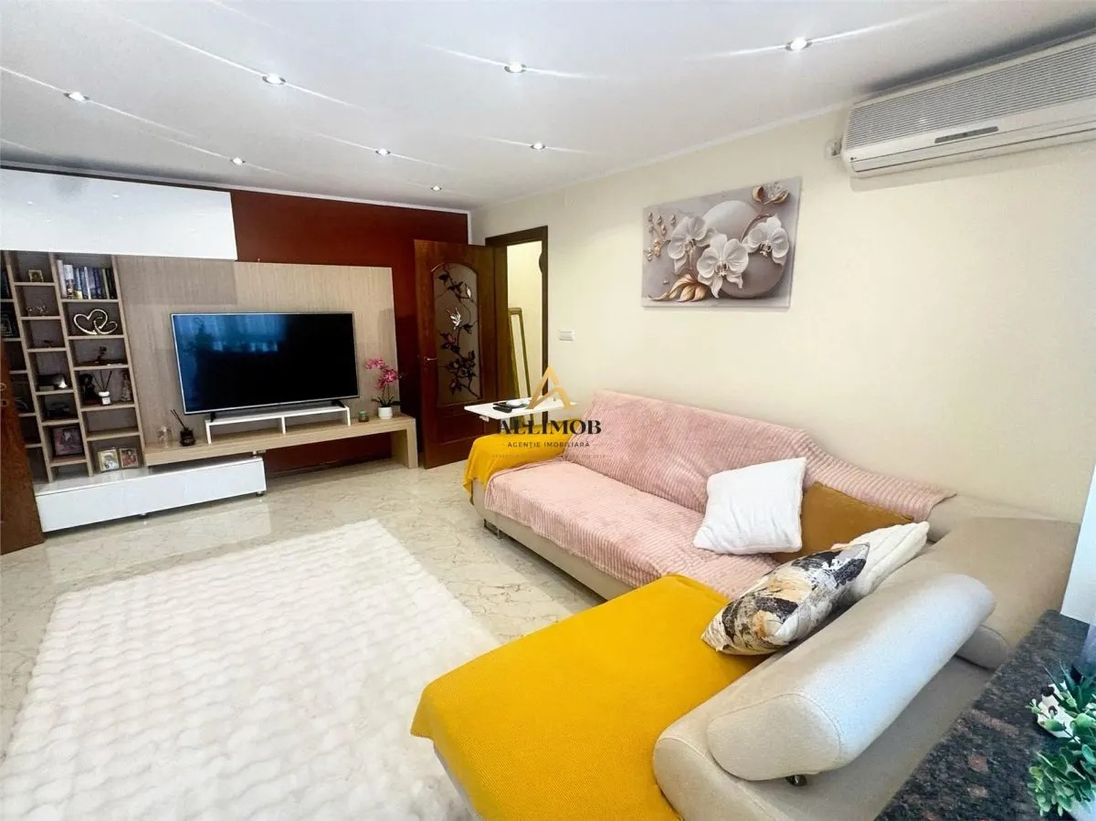 Apartament elegant, complet renovat | 53 mp |Malul Roșu | 80900 â‚¬ - foto 2