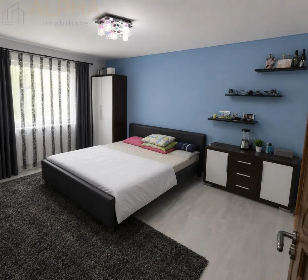 APARTAMENT 3 CAMERE DE VANZARE – ZONA IMPARATUL TRAIAN, JUD BN, BISTRITA - foto 2