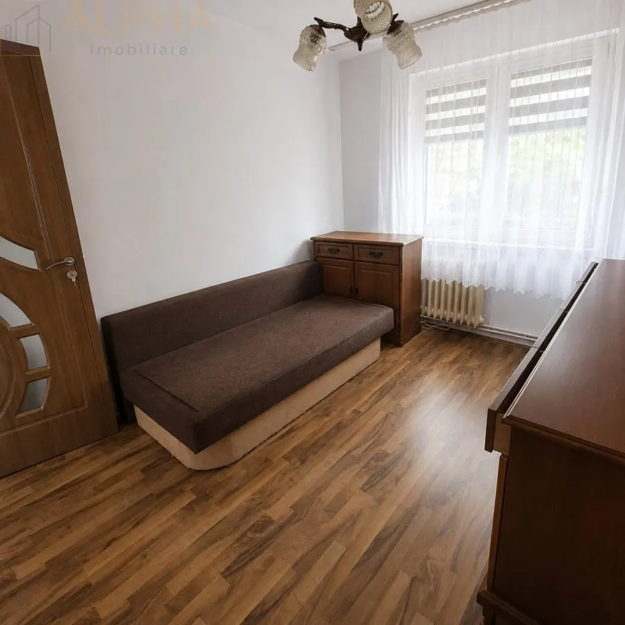 APARTAMENT 3 CAMERE DE VANZARE – ZONA IMPARATUL TRAIAN, JUD BN, BISTRITA - foto 4