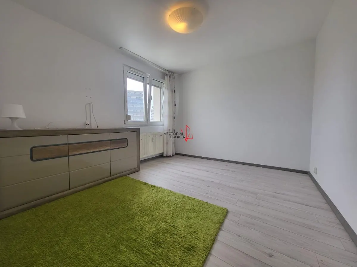 TITAN / 3 CAMERE LUMINOS / RENOVAT  / 2 BAI - foto 13
