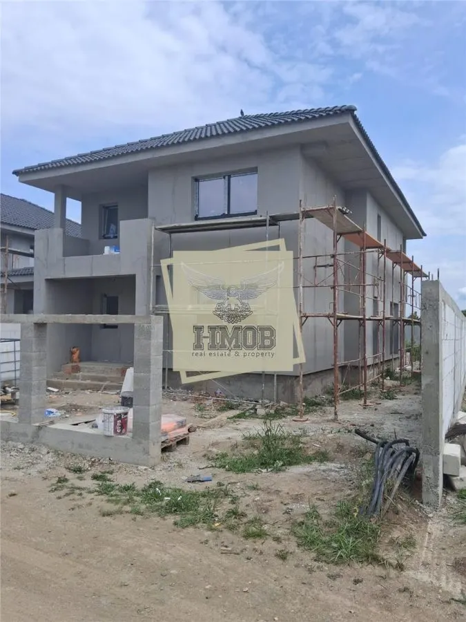 Casa individuala 5 camere 3 bai si terasa teren 530 - foto 1