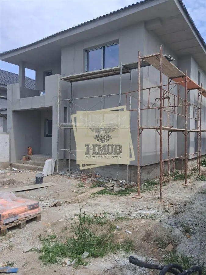 Casa individuala 5 camere 3 bai si terasa teren 530 - foto 3