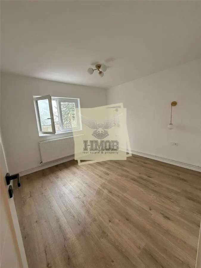 Apartament 3 camere 2 bai etaj 1 Strand - foto 3