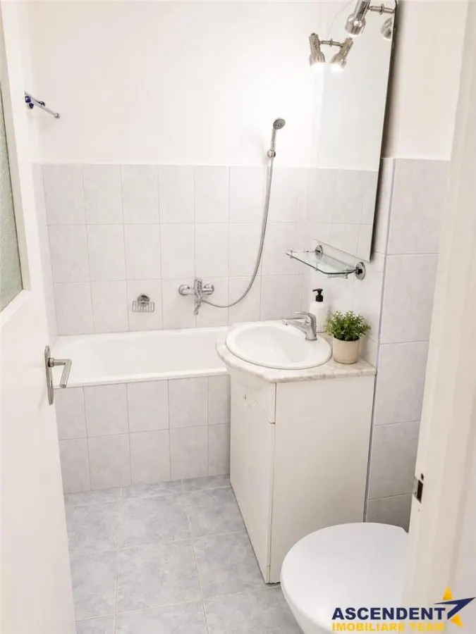 Apartament 3camere, etaj intermediar, priveliste si lumina naturala, Calea Bucuresti, Brasov - foto 7