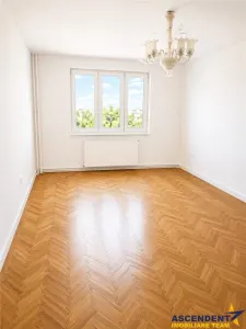 Apartament 3camere, etaj intermediar, priveliste si lumina naturala, Calea Bucuresti, Brasov - foto 8