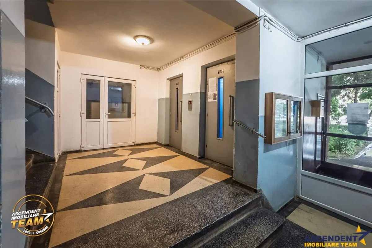 Garsoniera, mobilata, echipata, Centru Civic, Brasov. - foto 4