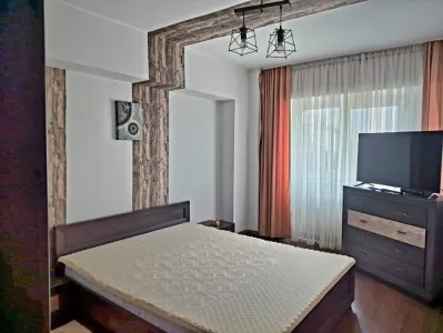 Apartament 4 camere decomandat â€“ Nicolina | 90 mp | Parcare | Renovat 2025 | Pet Friendly - foto 4
